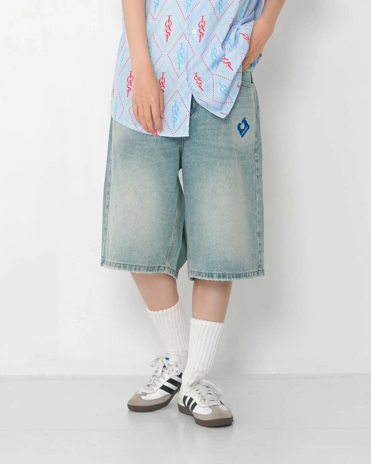 EMBROIDERY DENIM SHORTS INDIGO